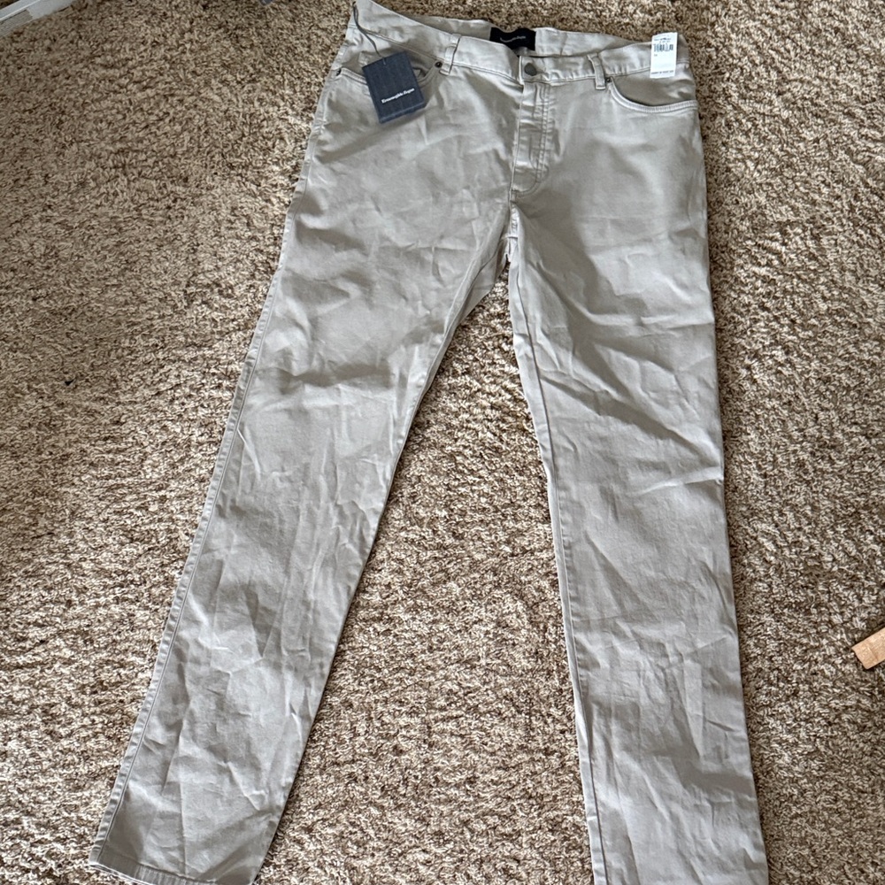 Ermenegildo Zegna Light Khaki Md brw sld brand new with tags 5 pocket stretch